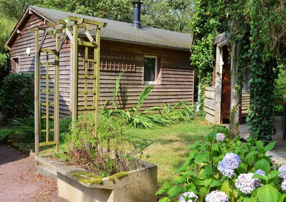 Chalet Cosy Au Coeur De La Foret De Broceliande Beignon Exterior foto